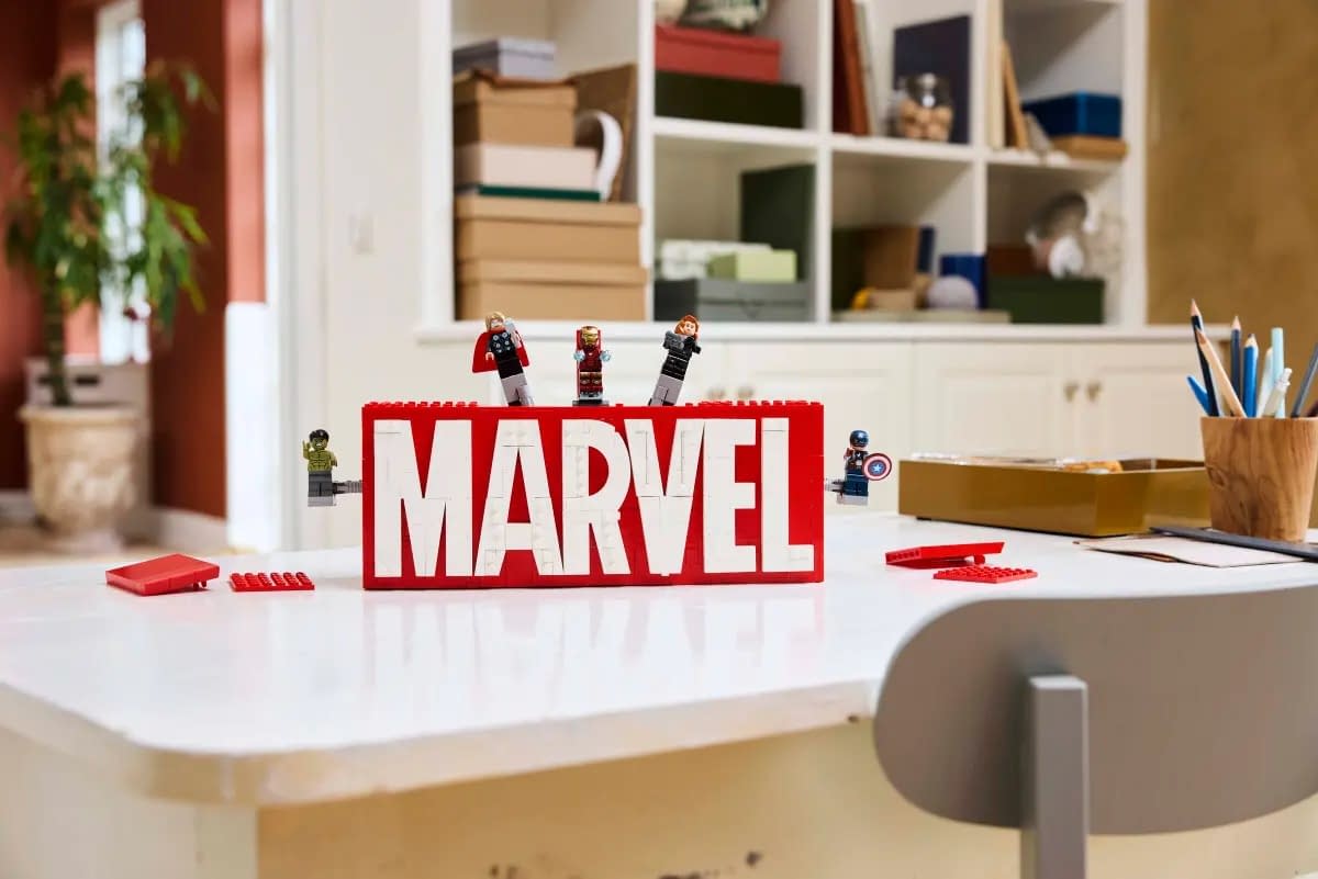 The Infamous Marvel Comics Logo Comes to LEGO with New Set 