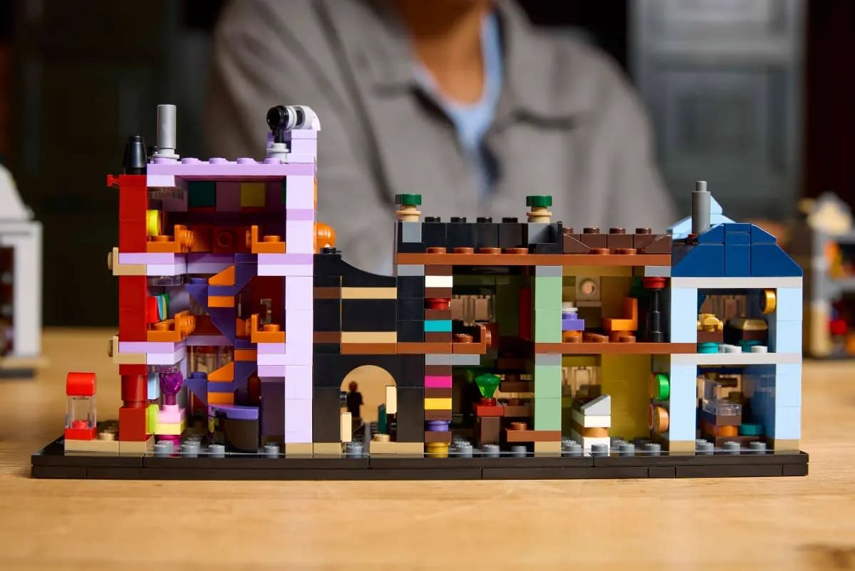 Harry Potter Microscale Diagon Alley Wizarding Shops Revealed by LEGO