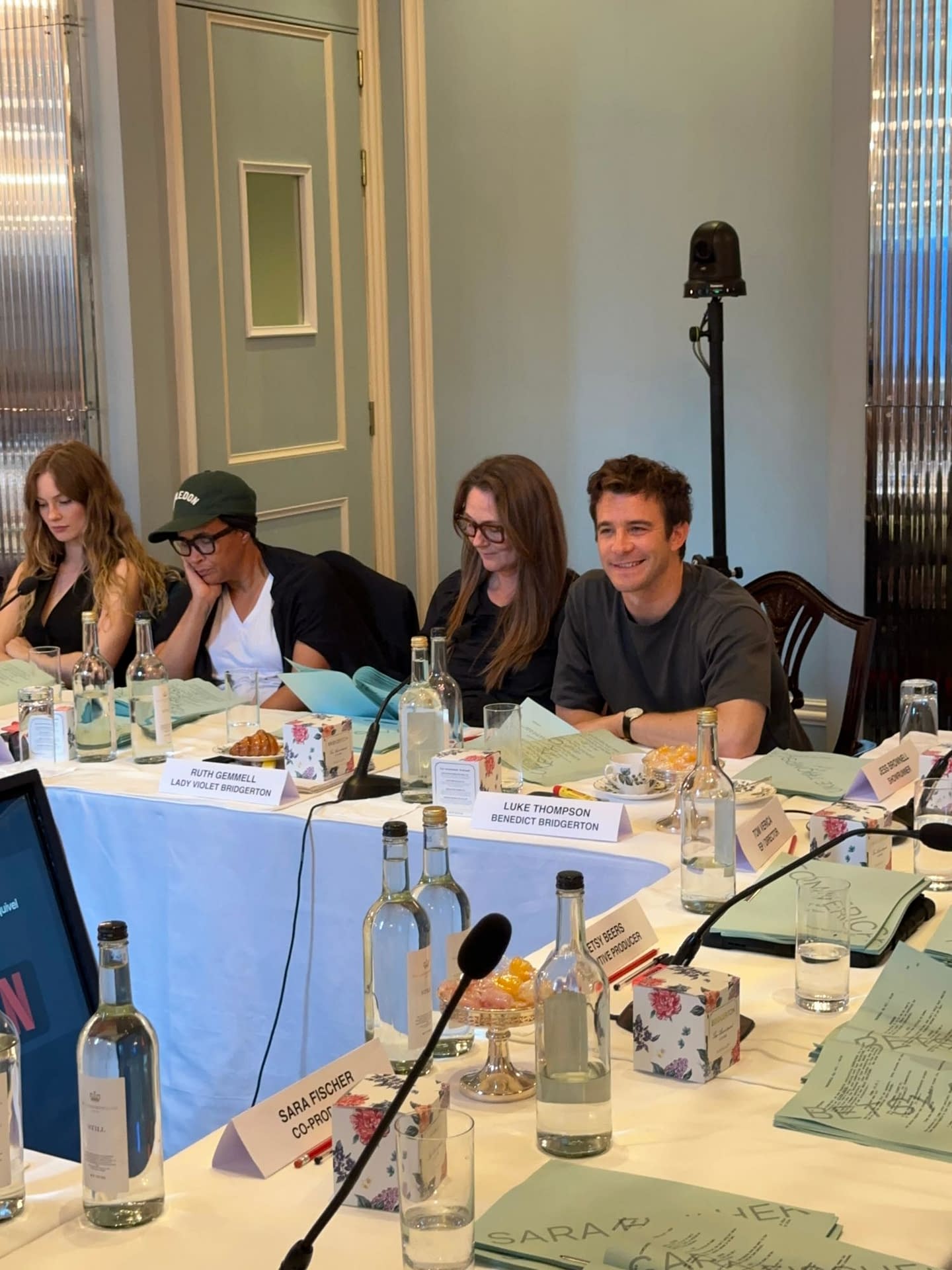 Bridgerton Here s Luke Thompson Yerin Ha During Season 4 Table Read