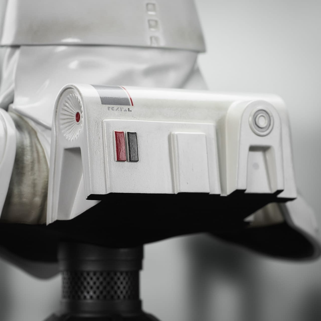 Star Wars: The Empire Strikes Back Snowtrooper Bust Revealed