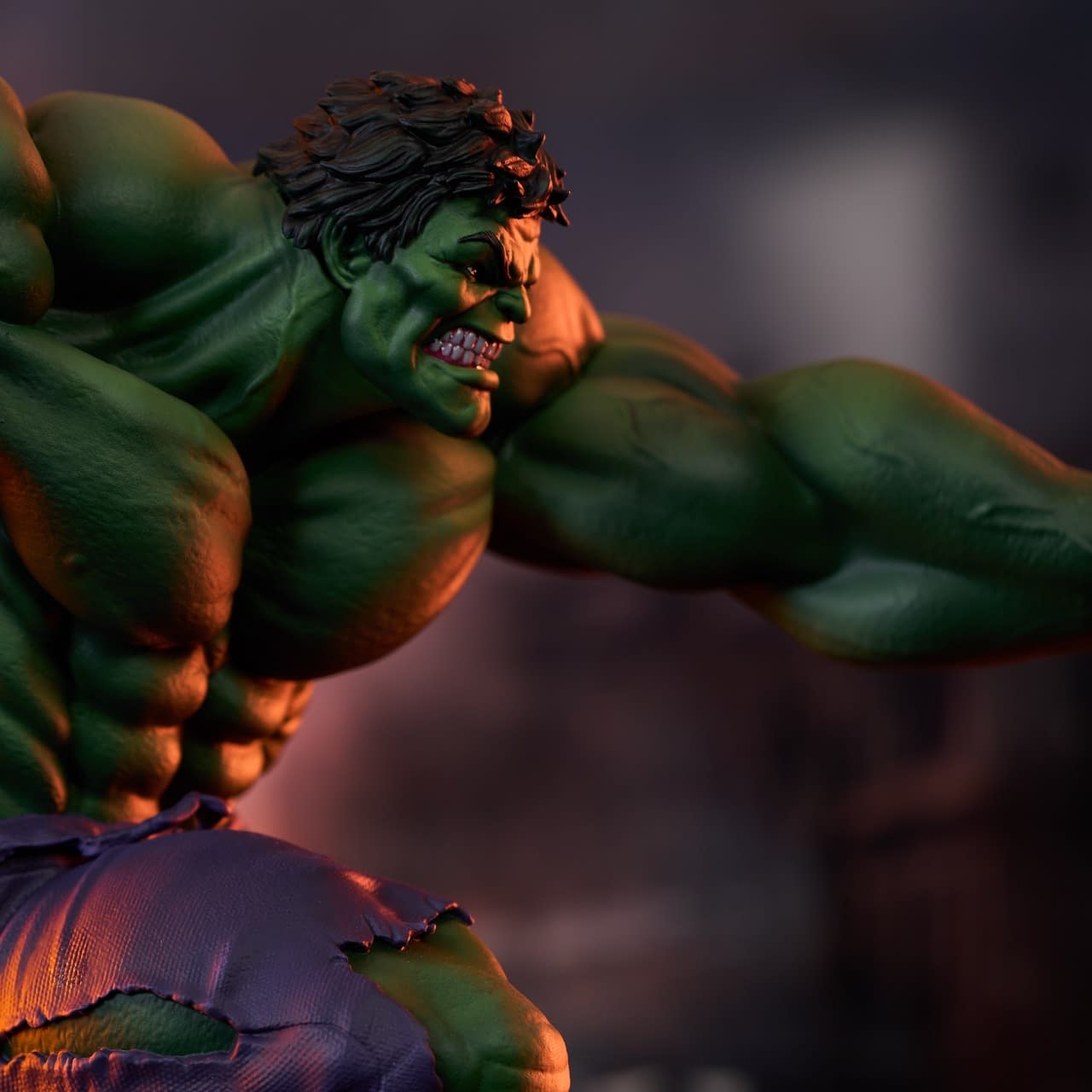 Beware the Power of the Hulk with New Diamond Select Toys PVC