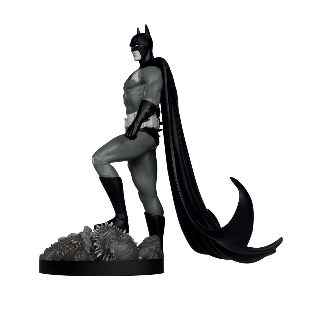 McFarlane Debuts New Batman Dark Crisis #1 SDCC Exclusive Statue 