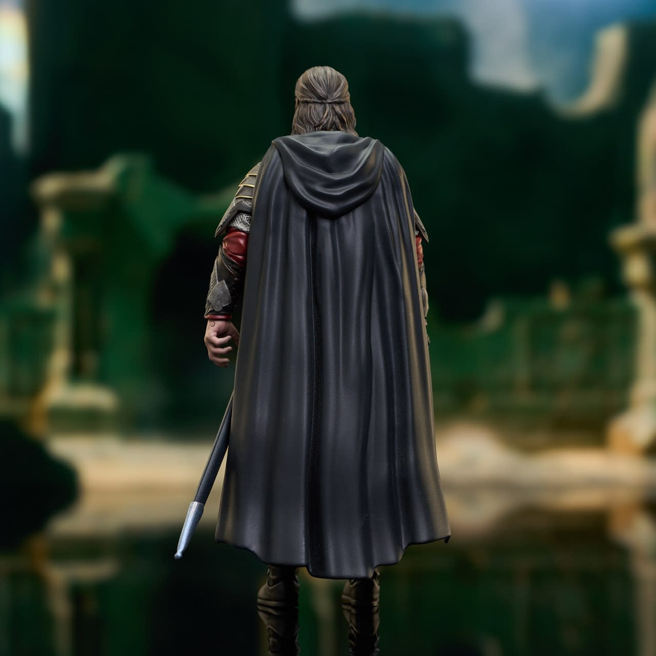 New The Lord of the Rings Deluxe Figures Revealed by Diamond Select 