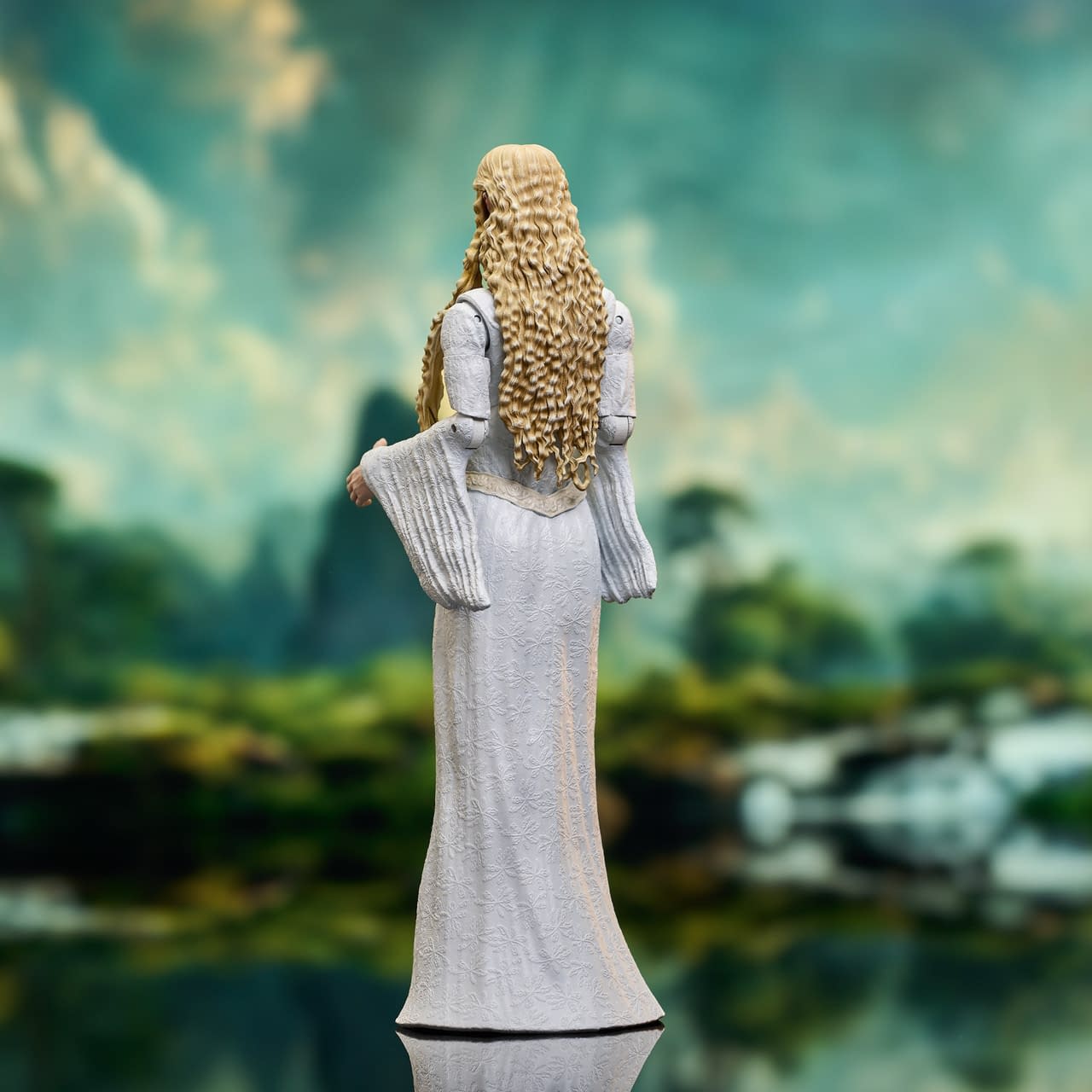 New The Lord of the Rings Deluxe Figures Revealed by Diamond Select 