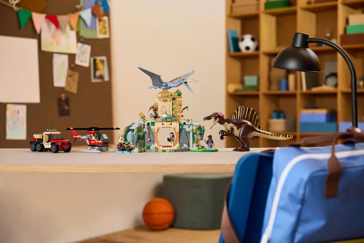 The Spinosaurus Arrives with LEGO's New Jurassic Park Rebirth Set 