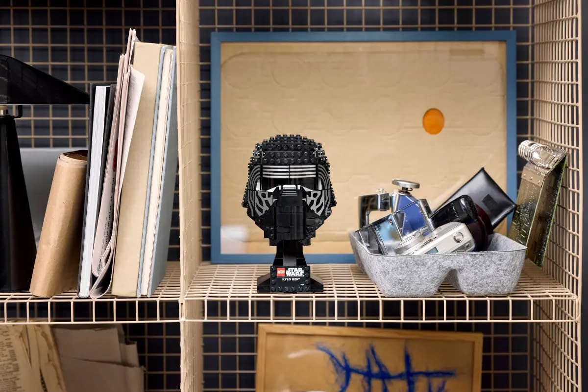 Build Kylo Ren's Helmet as LEGO Reveals New Star Wars Bust Sets