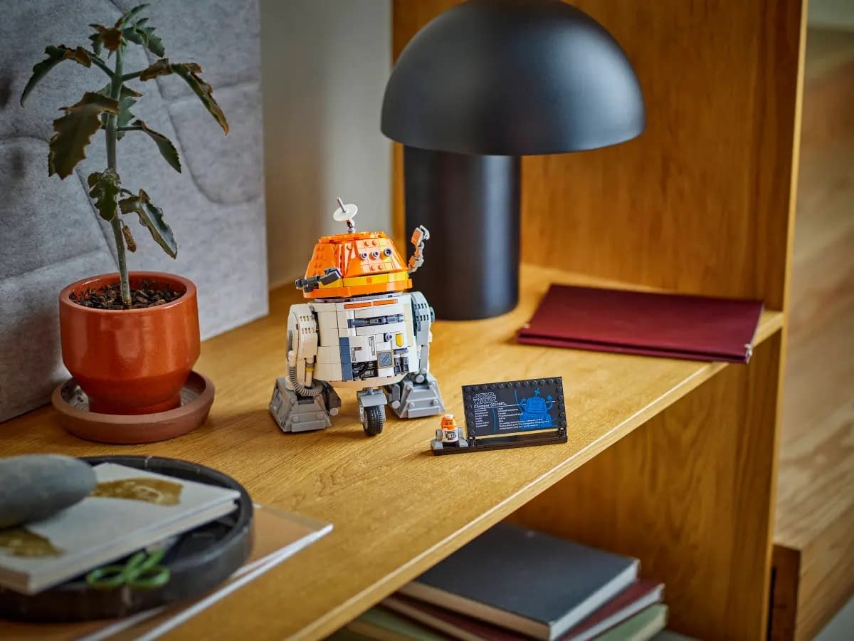 LEGO Unveils New Star Wars: Rebels Set with Buildable Chopper 