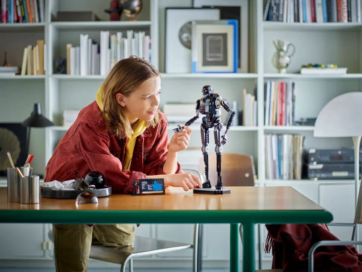 LEGO Announces New Star Wars: Andor K-2SO Security Droid Set 