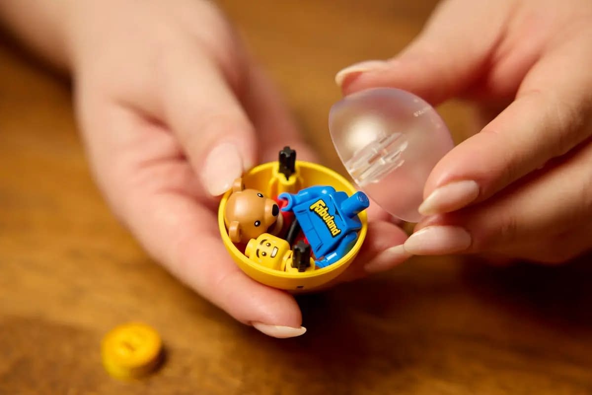 LEGO Gets Creative with New LEGO Minifigure Vending Machine