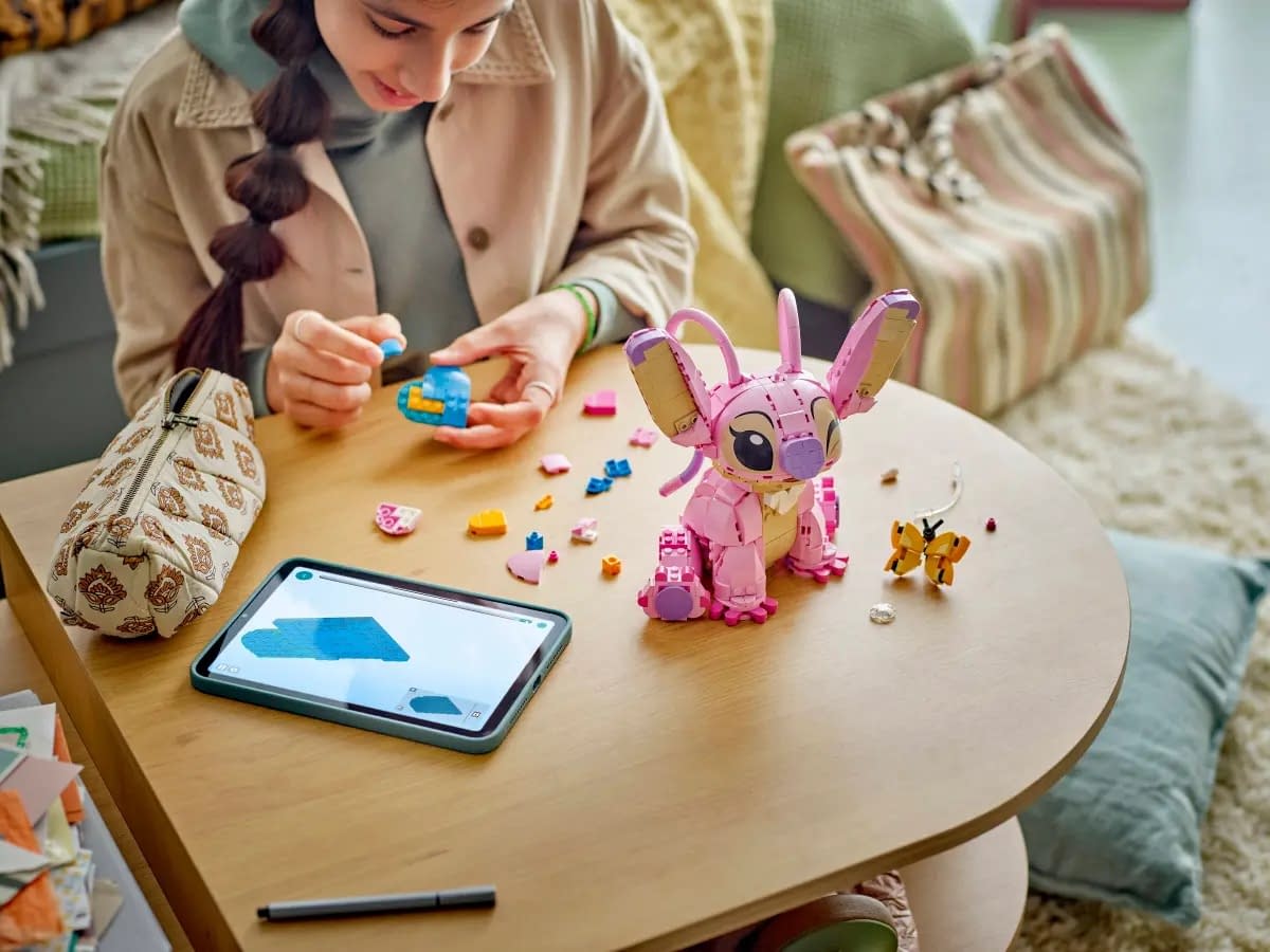 LEGO Unleashed New Lilo & Stitch Set with Experiment 624: Angel