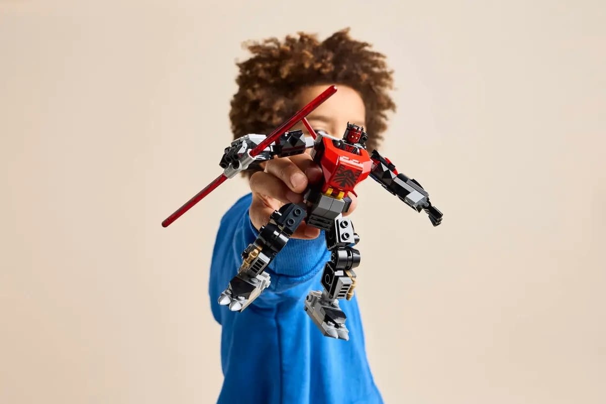 New Star Wars Mech Comes to Life from LEGO with Darth Maul 