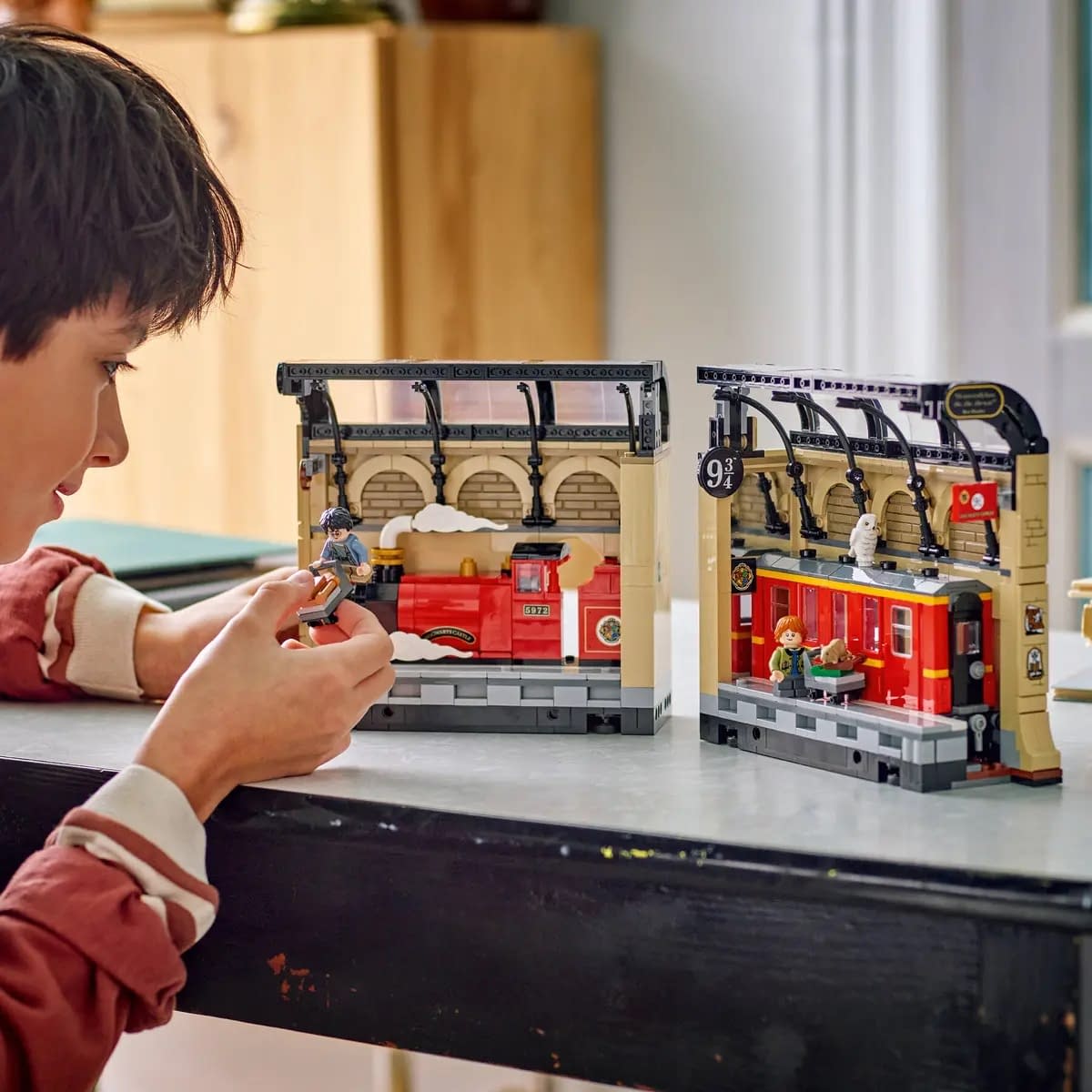 LEGO Reveals New Harry Potter Hogwarts Express Book Nook Set