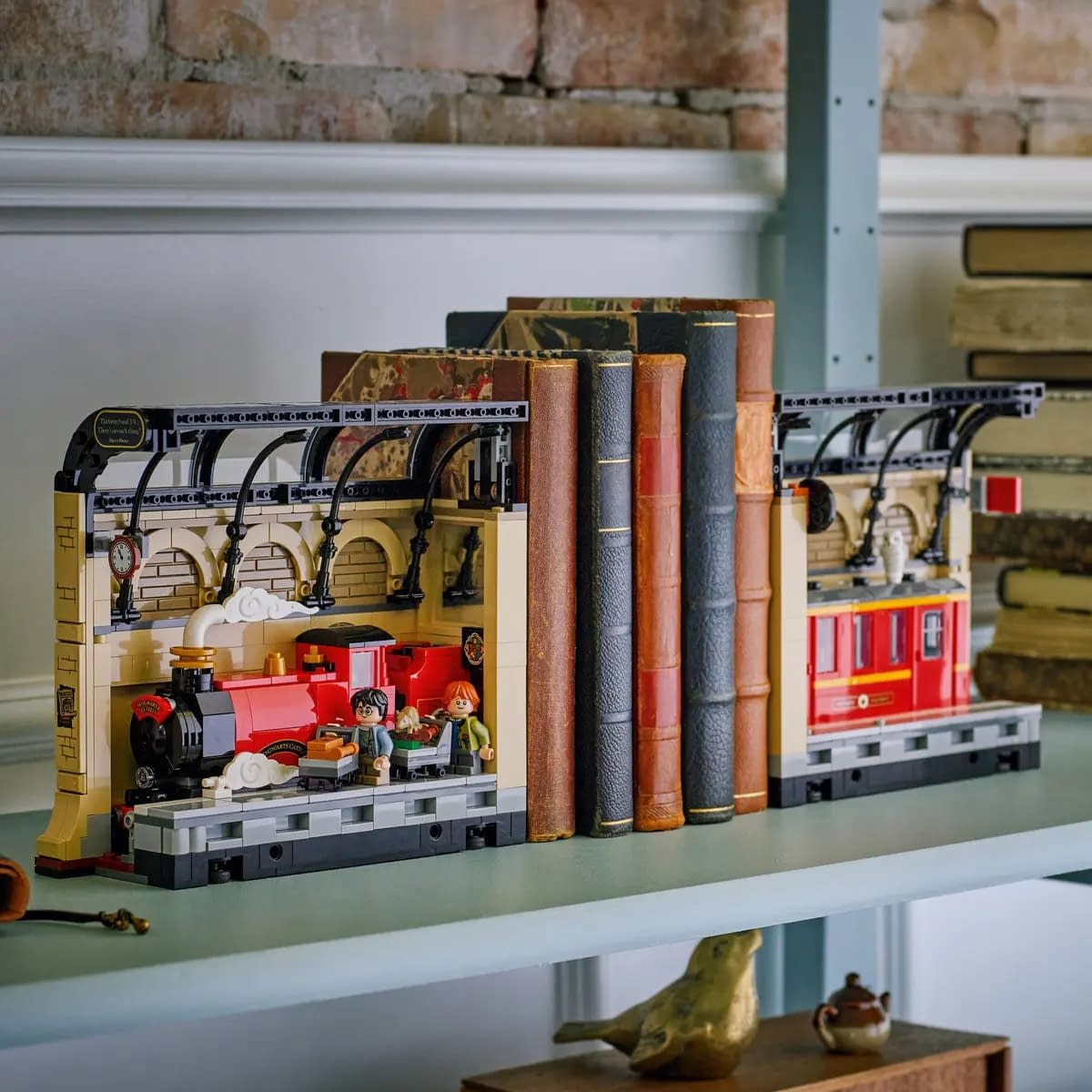 LEGO Reveals New Harry Potter Hogwarts Express Book Nook Set