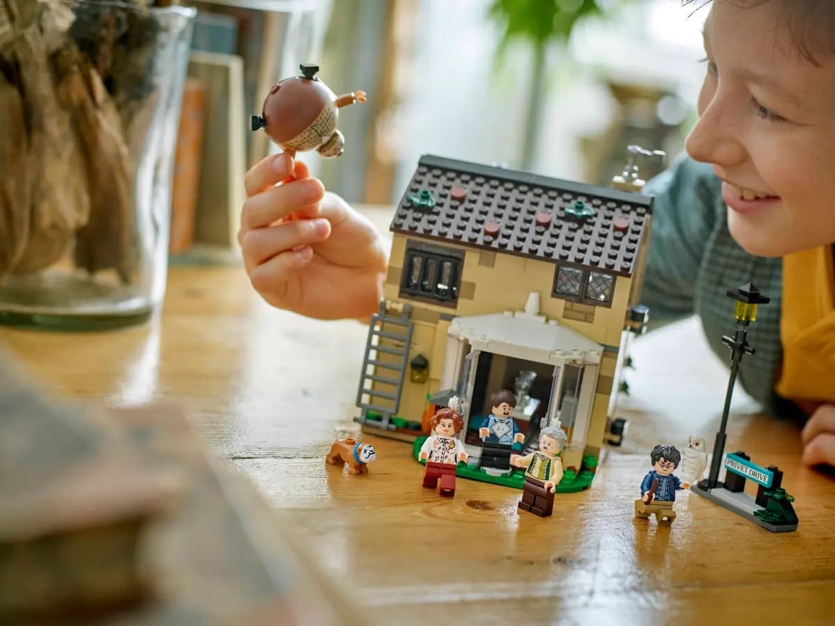 LEGO Unveils New Harry Potter Privet Drive: Aunt Marge's Visit Set