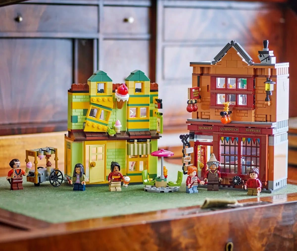 LEGO Debuts New Harry Potter Quality Quidditch Supplies Set 