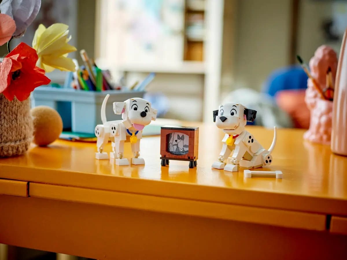 Build 101 Dalmatians with LEGO's New Disney Lucky & Penny Puppy Set
