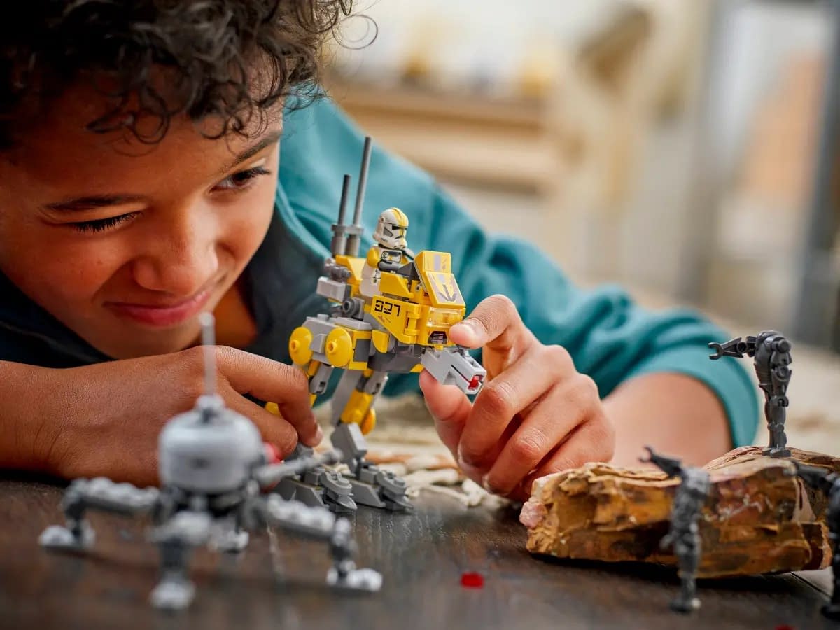 New LEGO Star Wars Battle Pack Deploys with the 327th Star Corps 