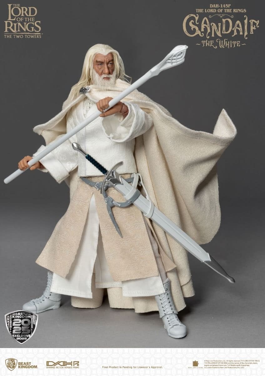 Lord of the Rings Gandalf the White Rises with Beast Kingdom for SDCC