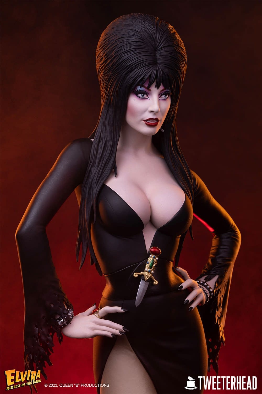 Tweeterhead Reveals Gorgeous Elvira Mistress of the Dark 1:4 Maquette