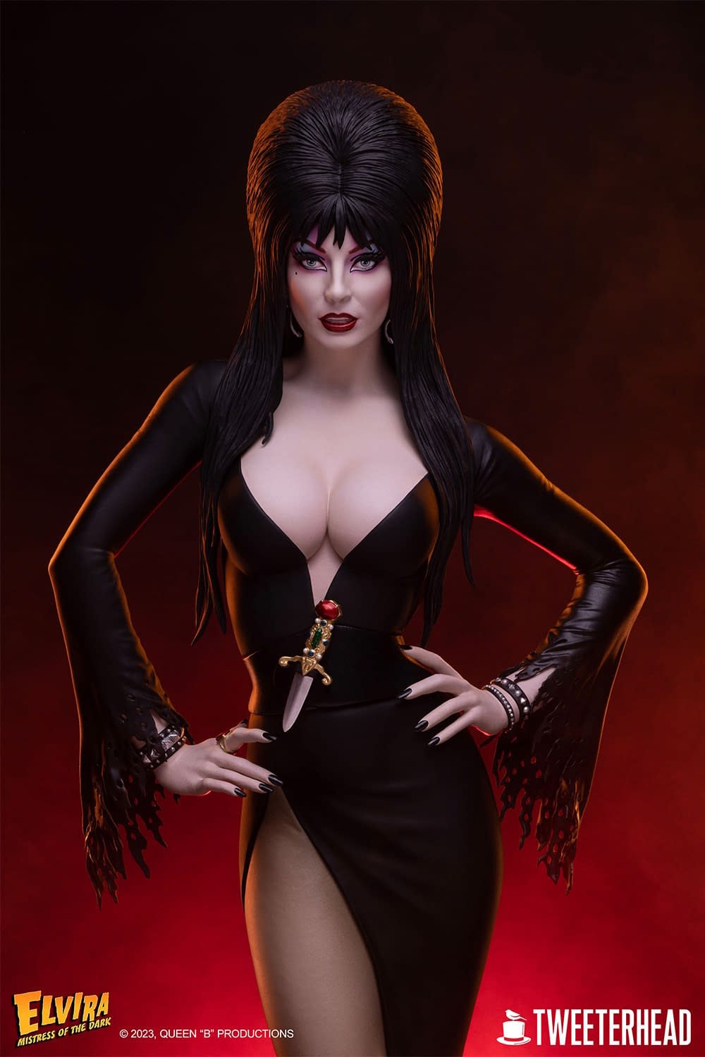 Tweeterhead Reveals Gorgeous Elvira Mistress of the Dark 1:4 Maquette