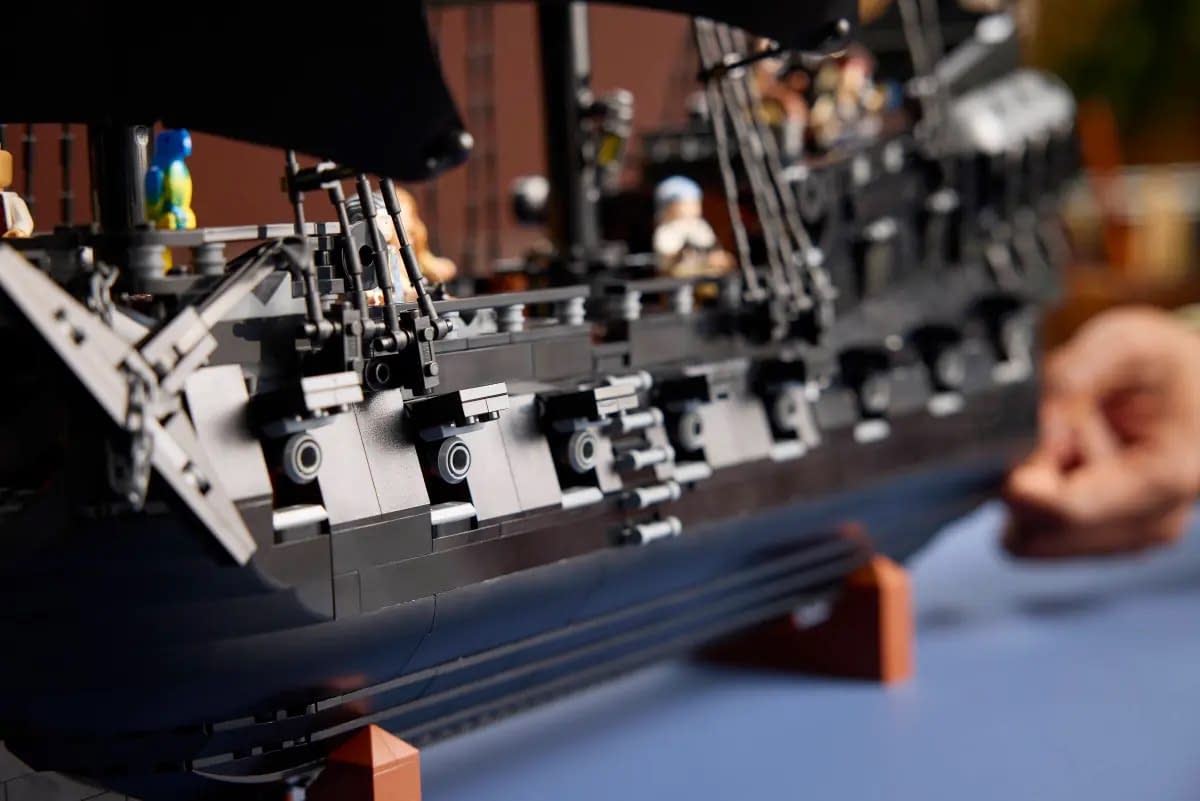 New LEGO Icons Pirates of the Caribbean Black Pearl Set Announced 