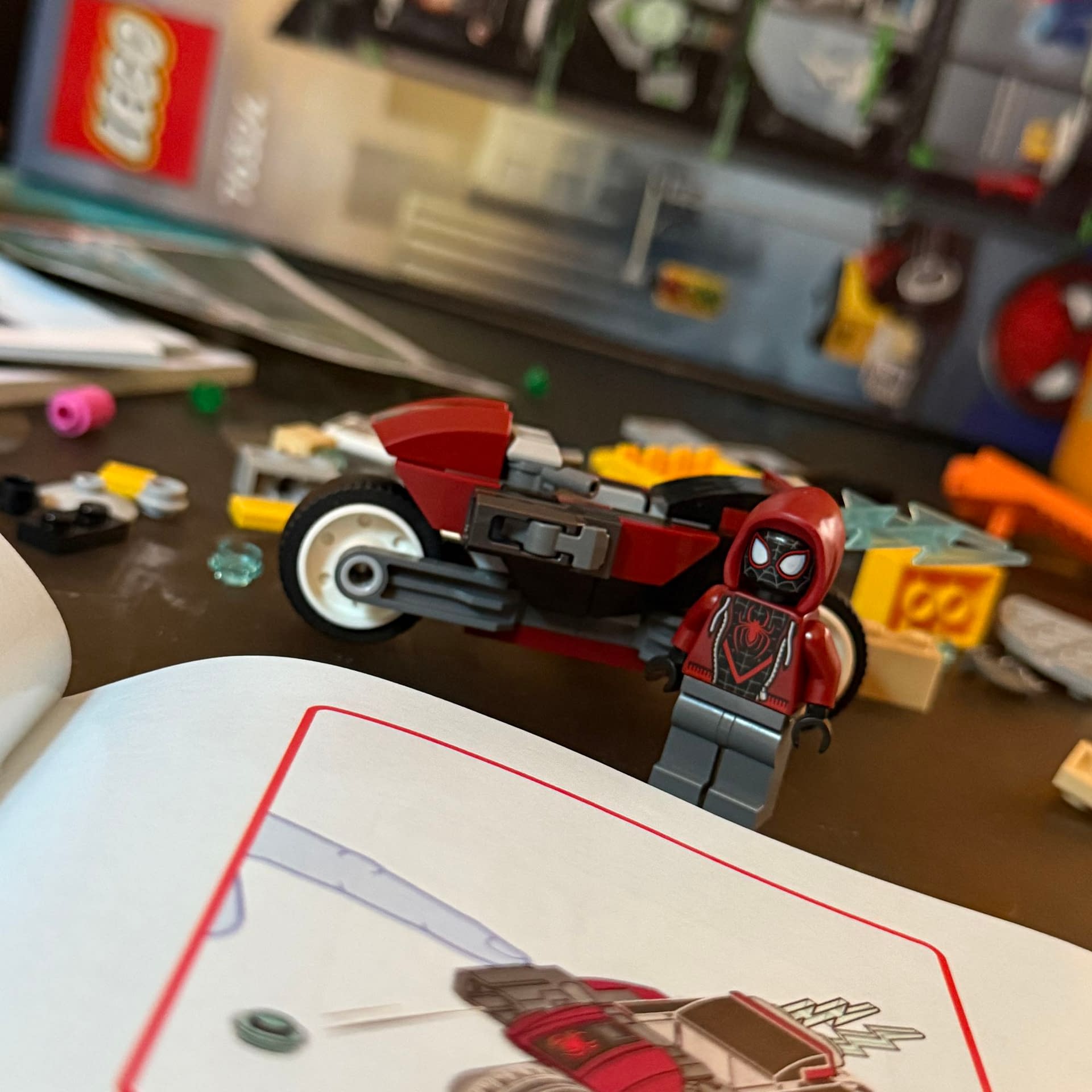 LEGO Spider-Man vs. Oscorp - Help Arrives from the Spider-Verse