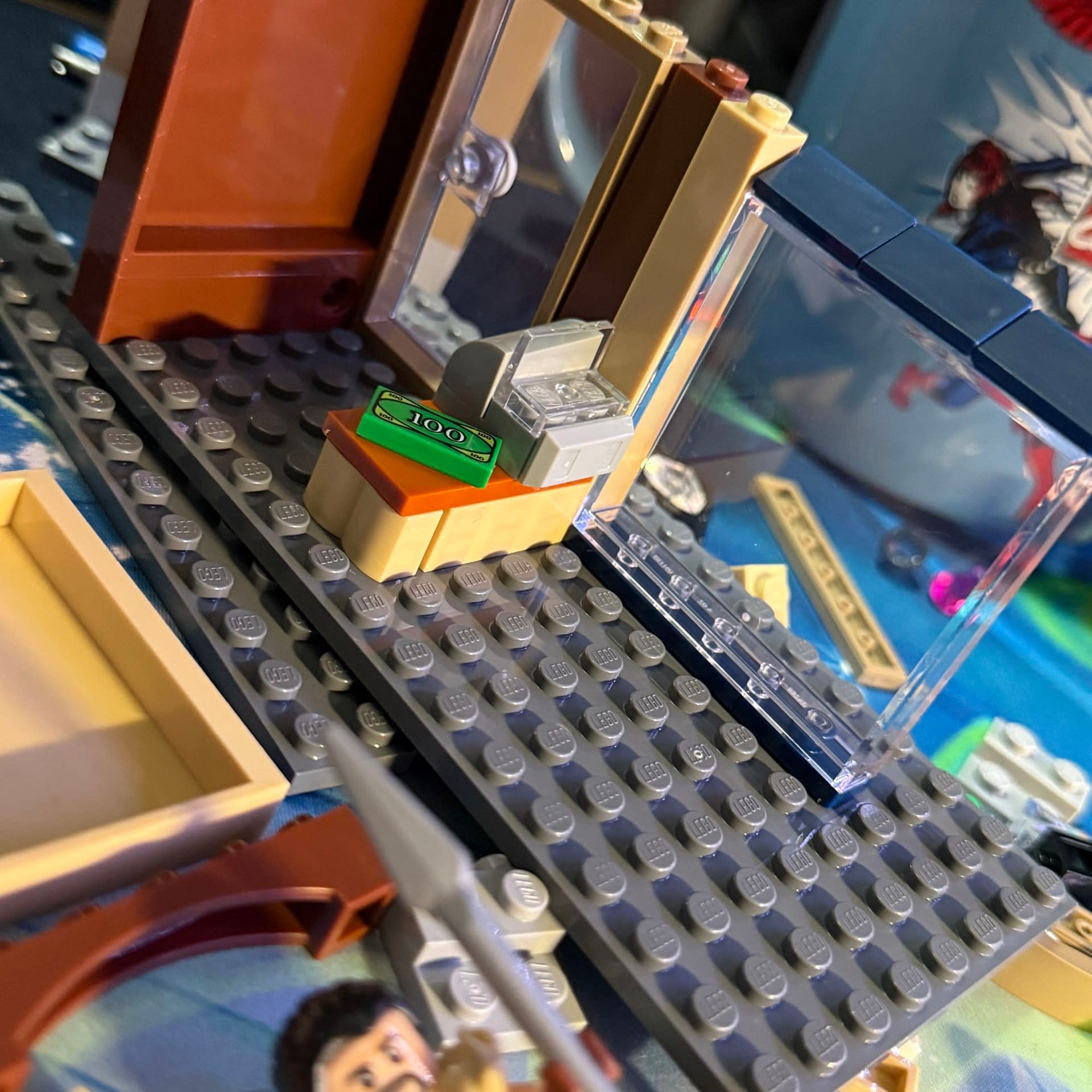 LEGO Spider-Man vs. Oscorp - The Hunt Begins with Kraven