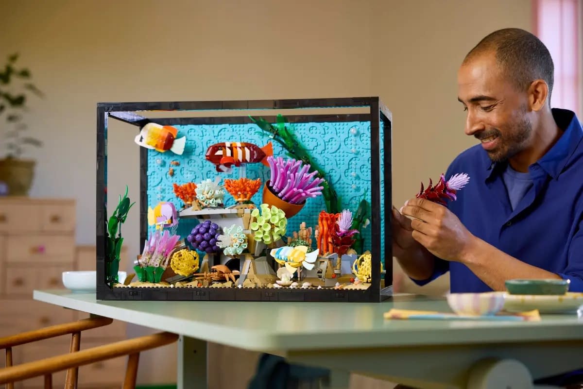 Build Your Own Tropical Fish Aquarium with New LEGO Icons Set