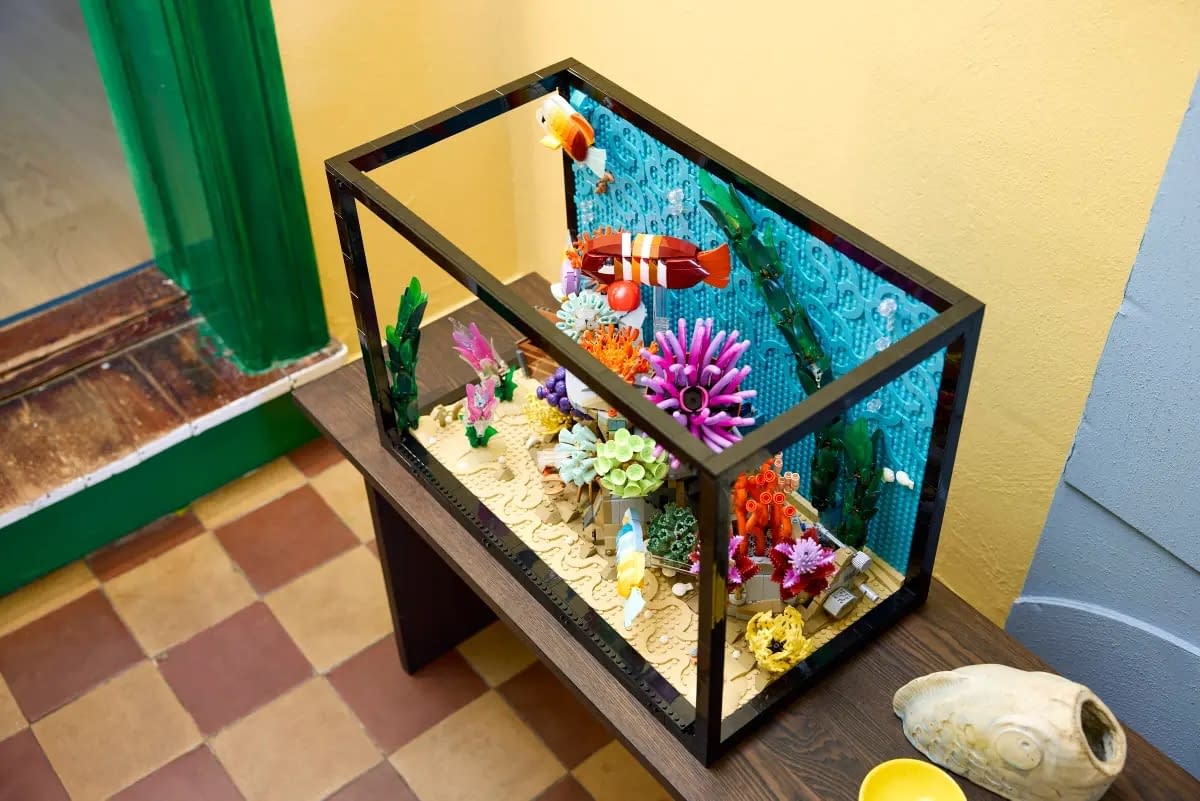 Build Your Own Tropical Fish Aquarium with New LEGO Icons Set