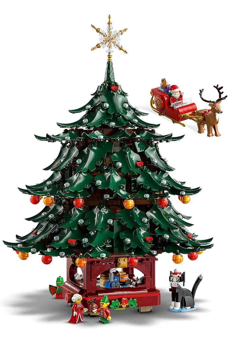 LEGO Icons Prepares for the Holidays with Family Christmas Tree Set