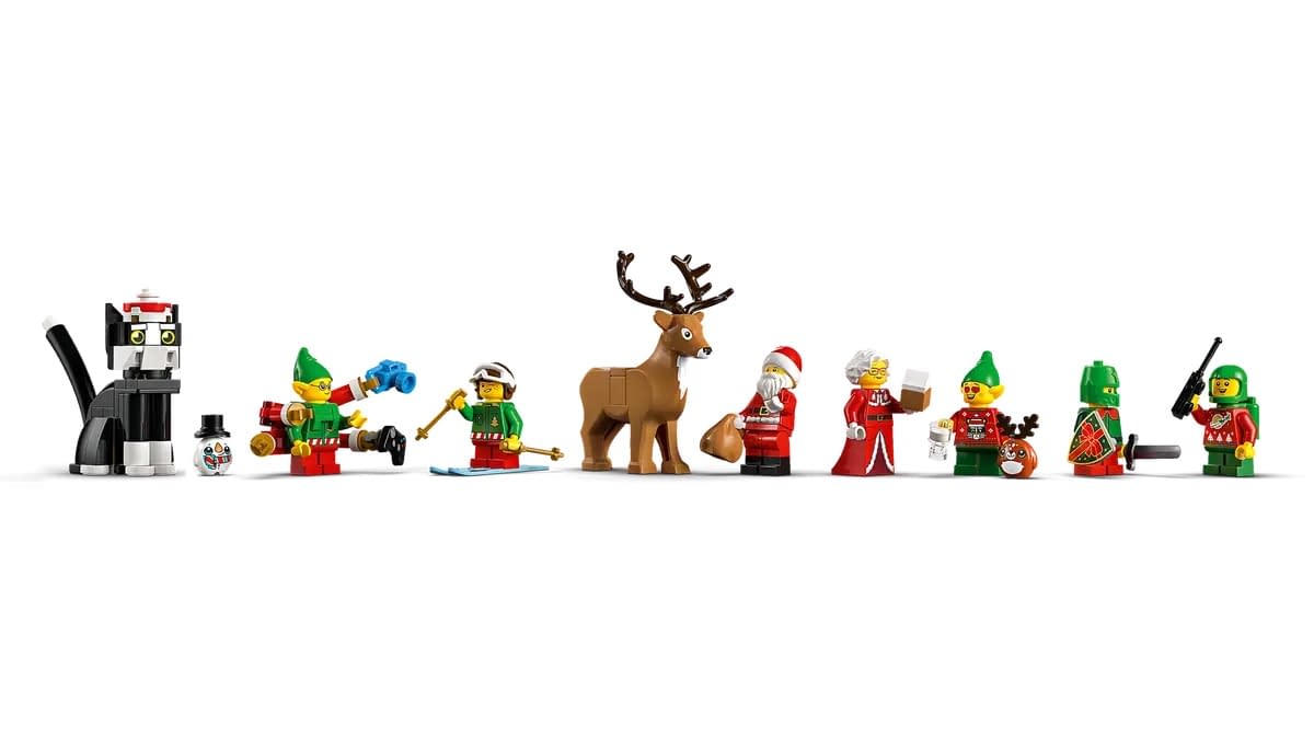 LEGO Icons Prepares for the Holidays with Family Christmas Tree Set