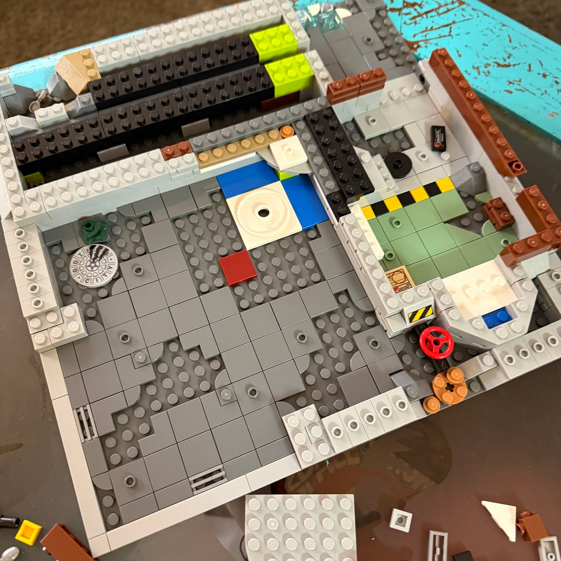 Halloween at the LEGO Arkham Asylum - Welcome to the Asylum