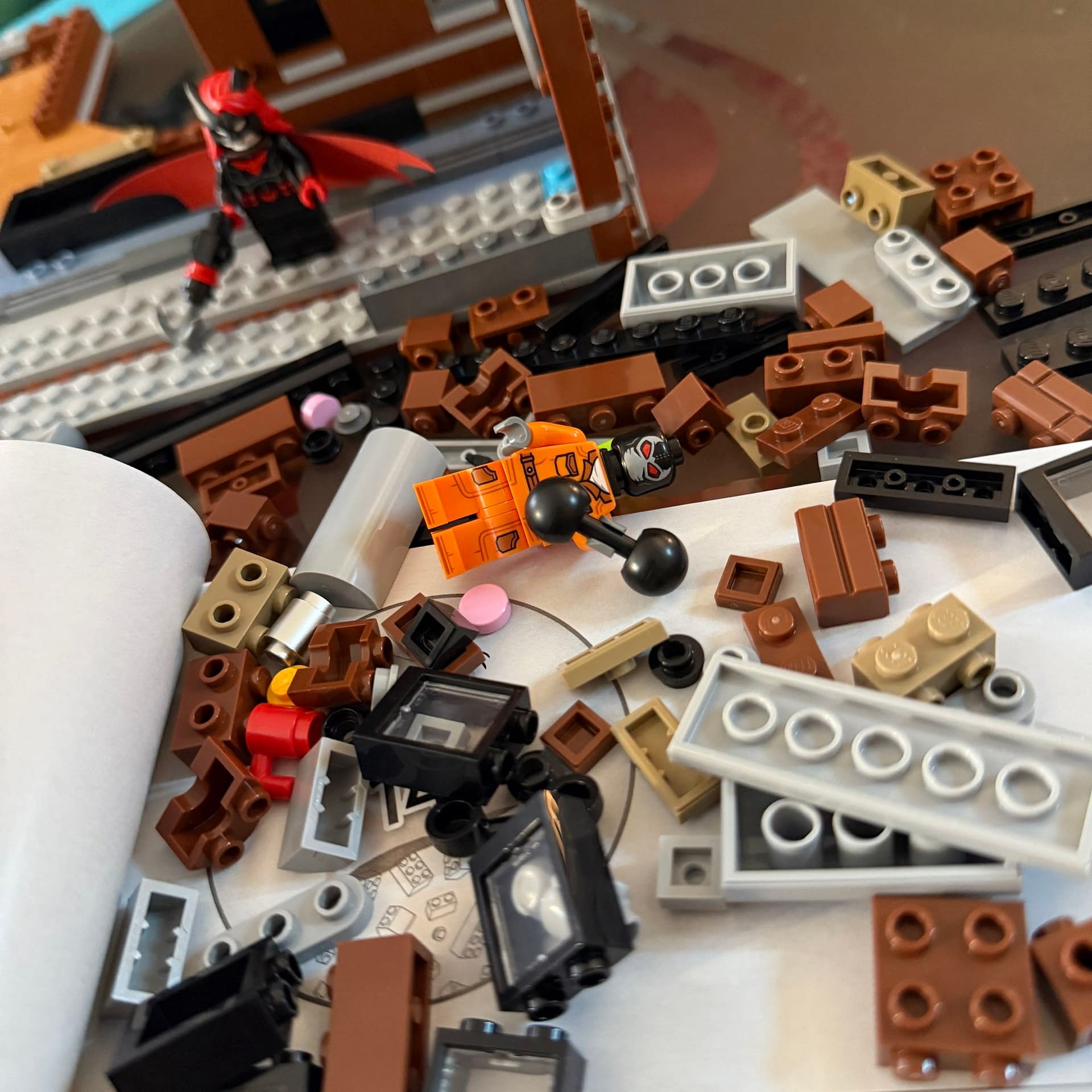 Halloween at the LEGO Arkham Asylum - Scarecrow Brings the Fear