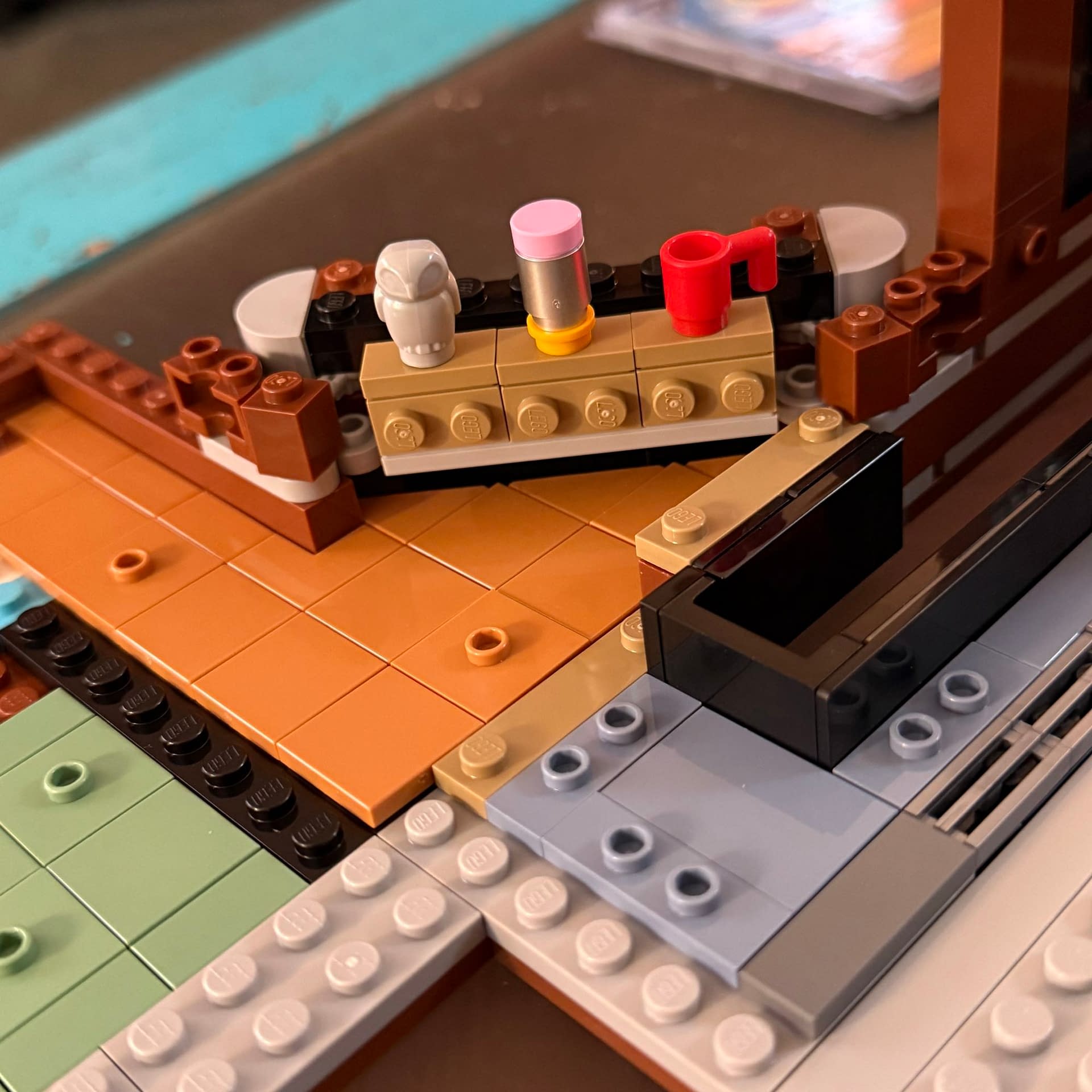 Halloween at the LEGO Arkham Asylum - Scarecrow Brings the Fear