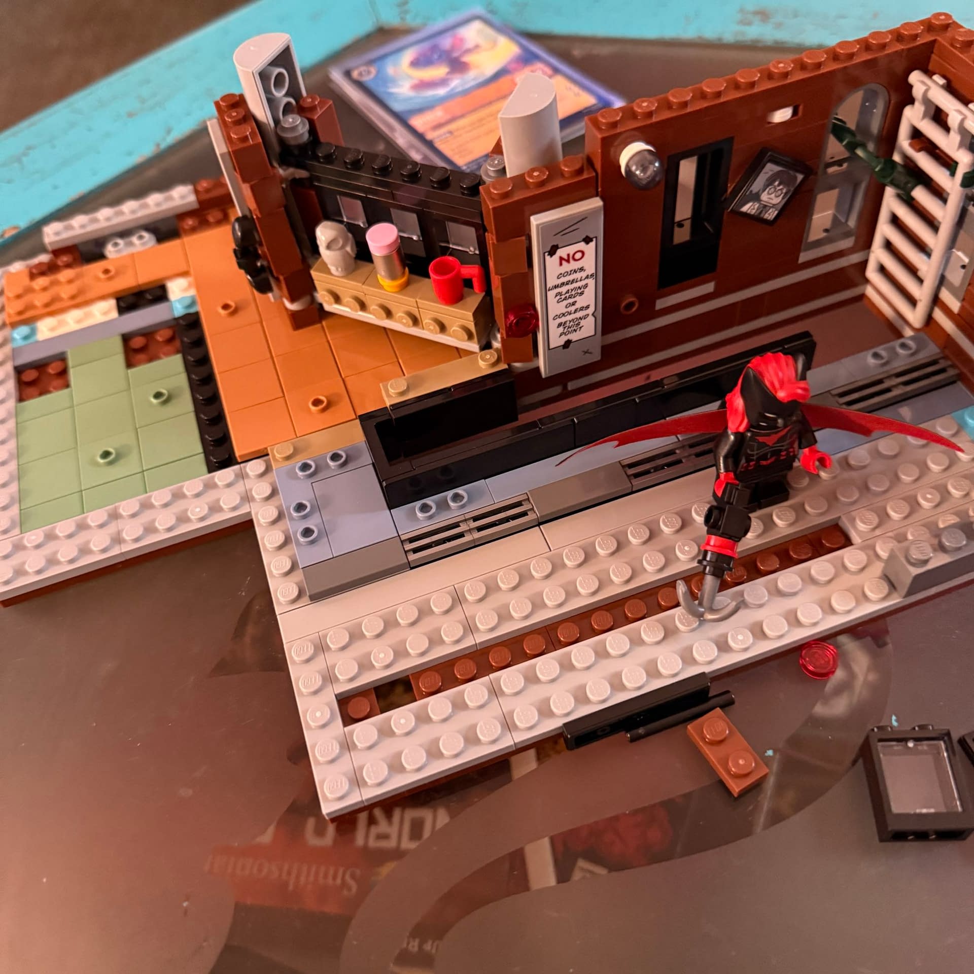 Halloween at the LEGO Arkham Asylum - Scarecrow Brings the Fear