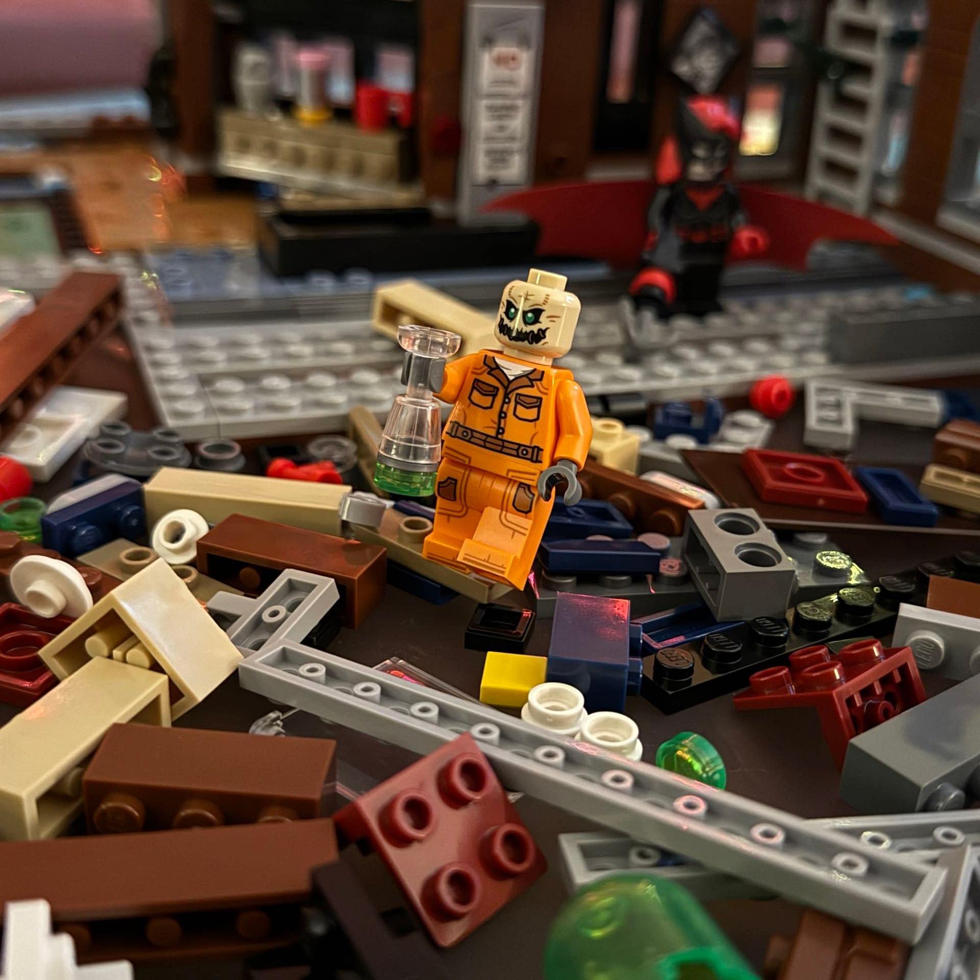 Halloween at the LEGO Arkham Asylum - Scarecrow Brings the Fear