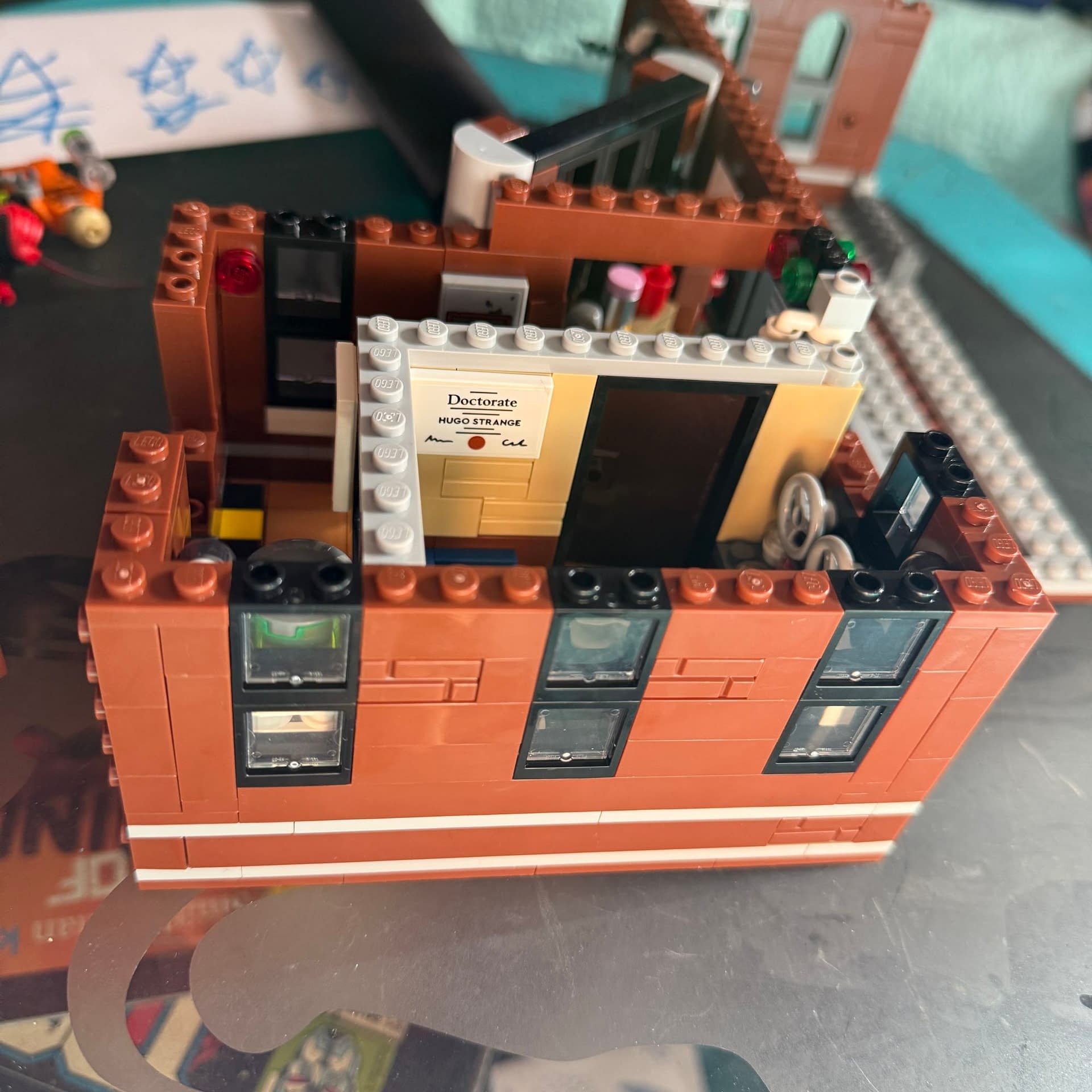 Halloween at the LEGO Arkham Asylum - Scarecrow Brings the Fear