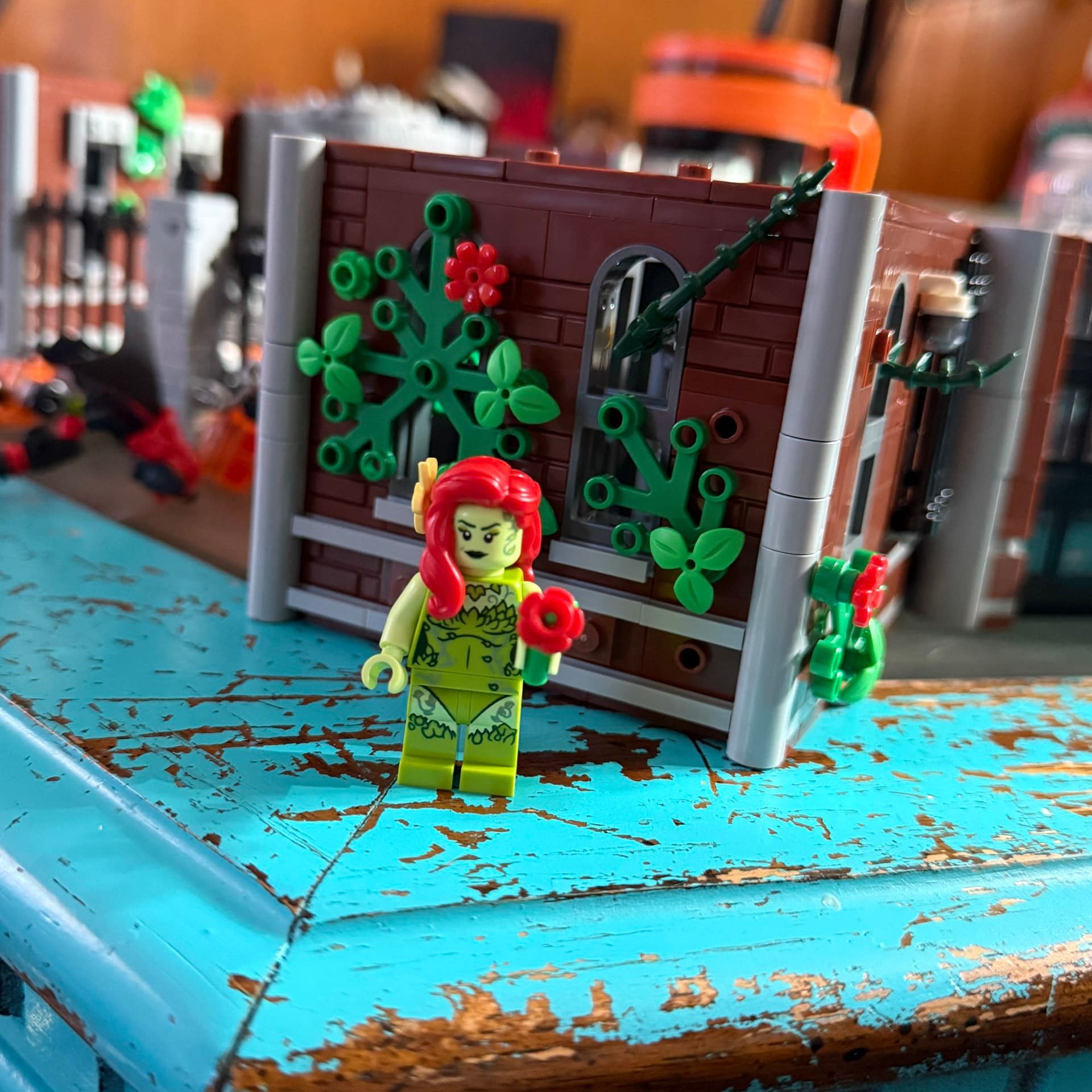 Halloween at the LEGO Arkham Asylum - Poison Ivy Brings the Green