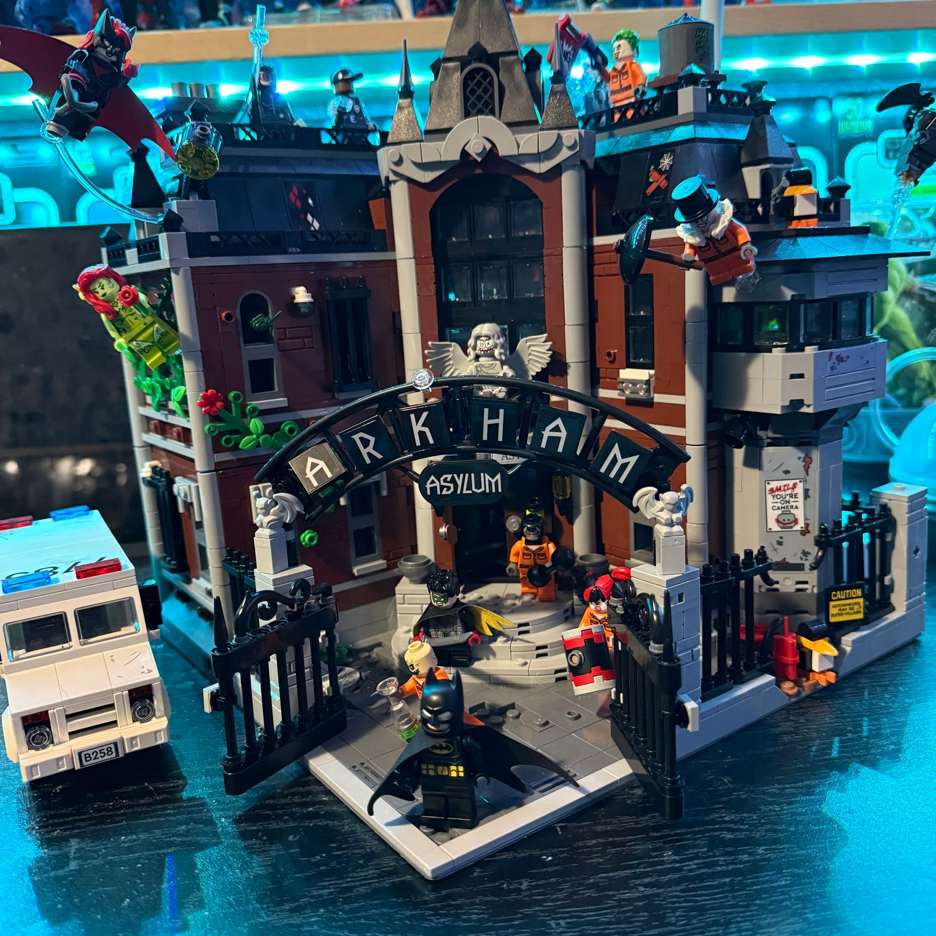 Halloween at the LEGO Arkham Asylum - I am Vengeance, I am the Night
