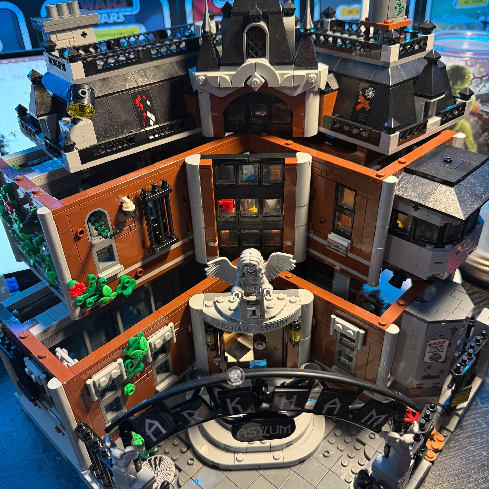 Halloween at the LEGO Arkham Asylum - I am Vengeance, I am the Night