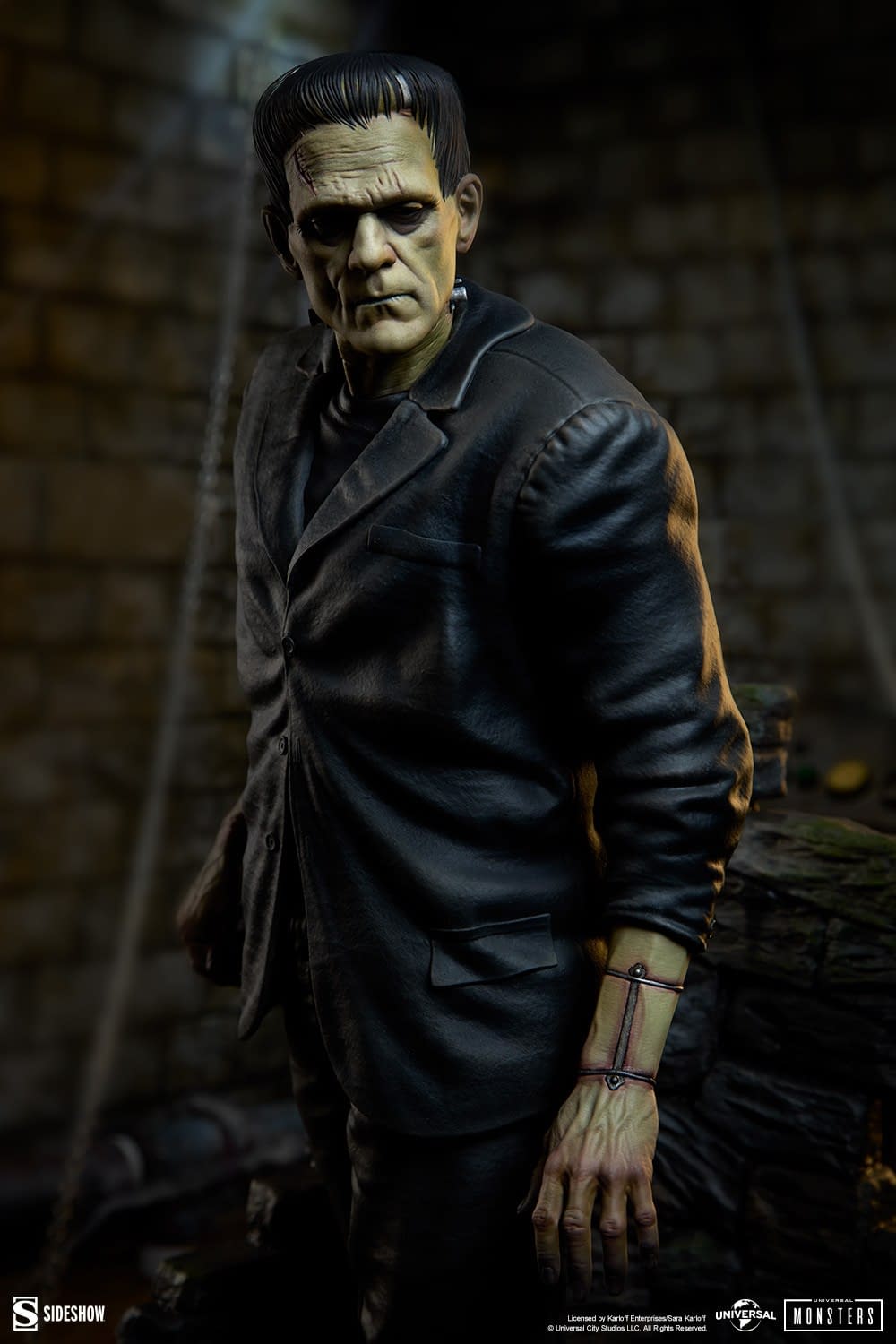 Sideshow Collectibles Brings to Life New Frankenstein's Monster Statue