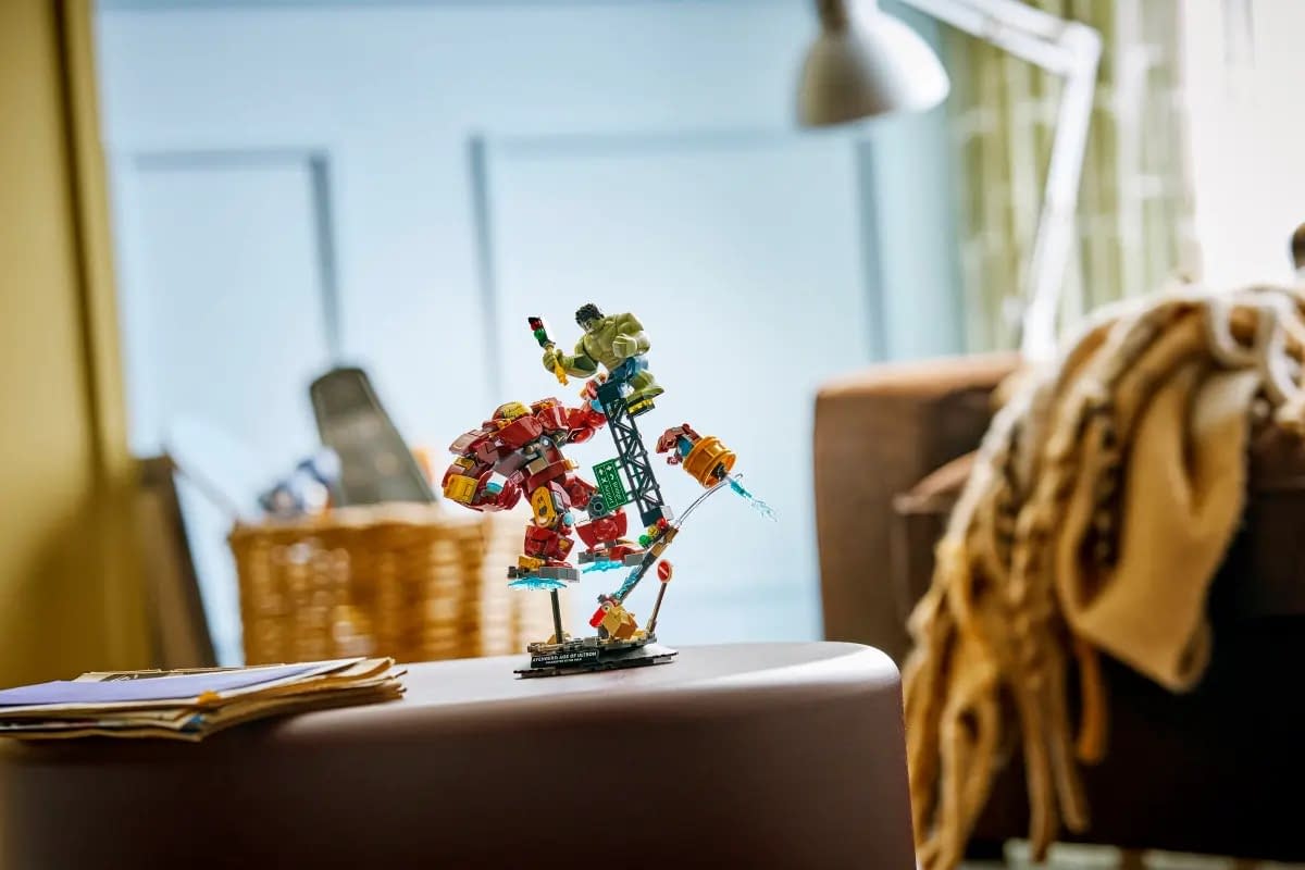 The Hulk Battles with Hulkbuster with New LEGO Marvel Studios Set