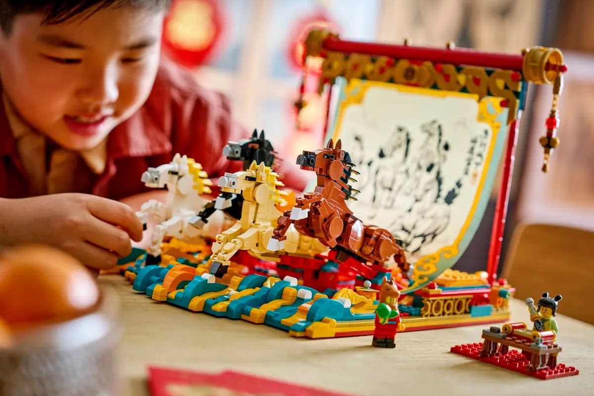 LEGO Debuts New Year of the Horse Galloping Horse Canvas Set