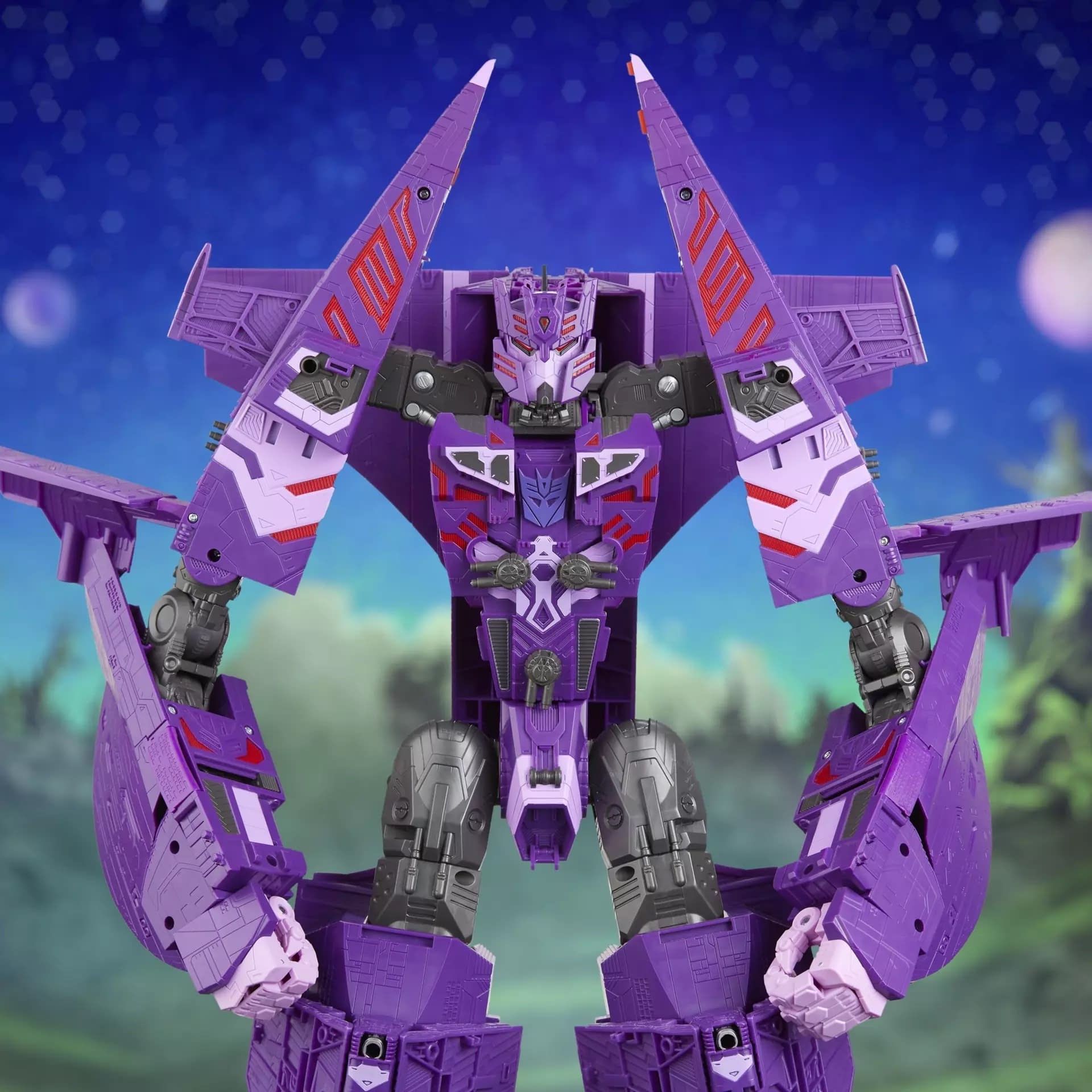 Hasbro Reissue Transformers: Legacy Evolution Decepticon Nemesis