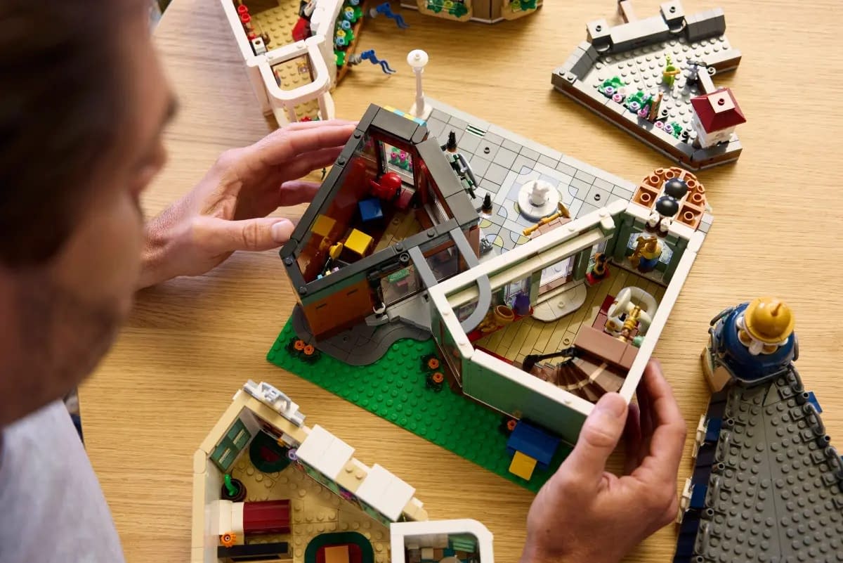 LEGO Icons Reveals Modular Buildings Collection Shopping Street Set