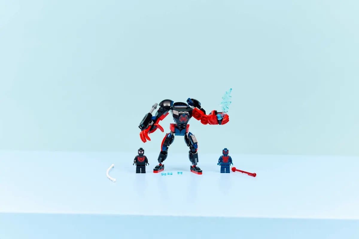 It's Spider-Man vs. Spider-Man with LEGO's Newest Marvel Mech Set