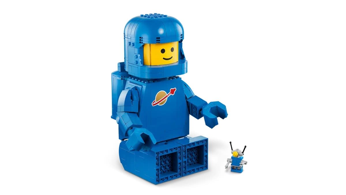 LEGO Debuts New Up-Scaled Blue LEGO Astronaut Minifigure Set