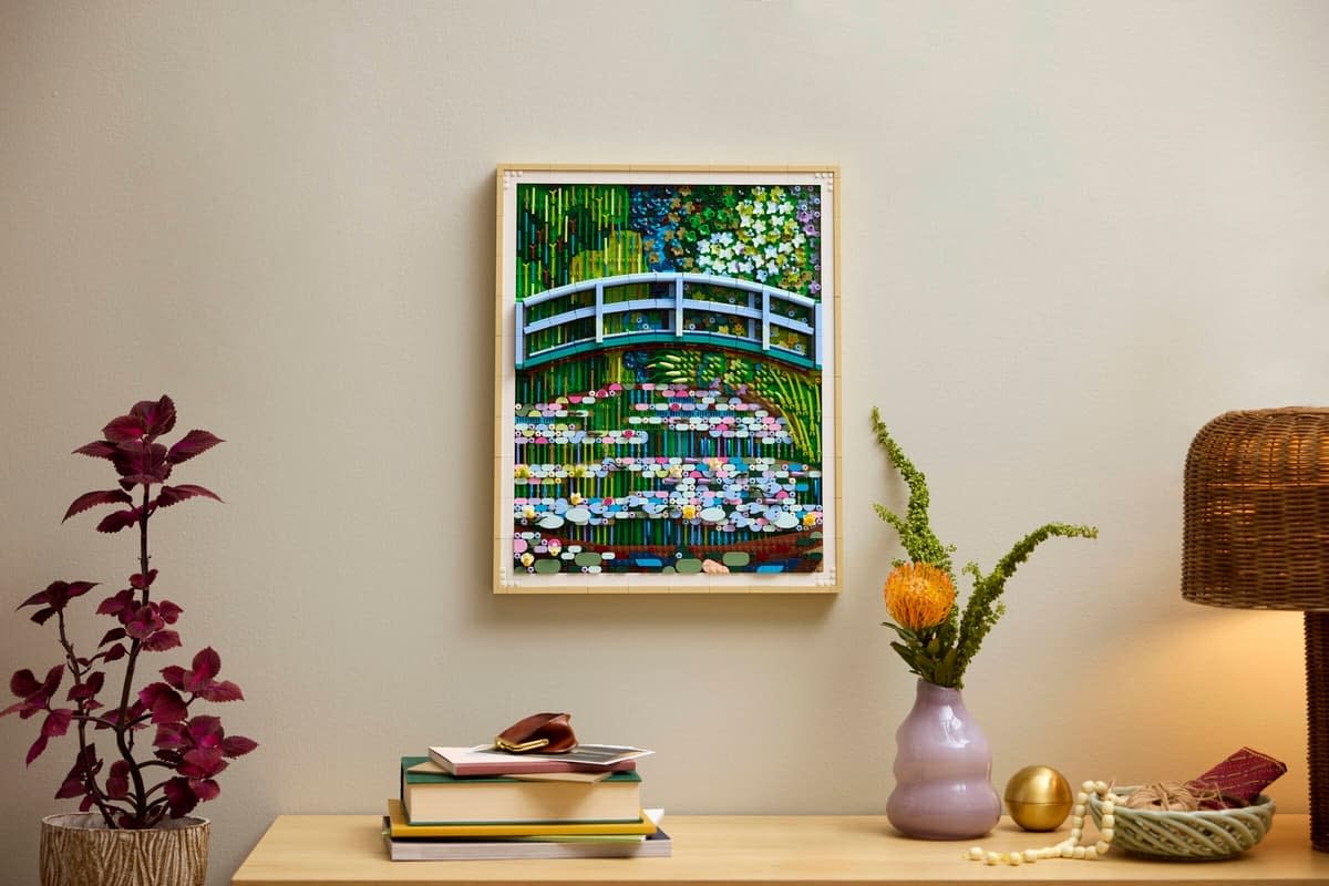 LEGO Art Claude Monet: Bridge over a Pond of Water Lilies Set Revealed