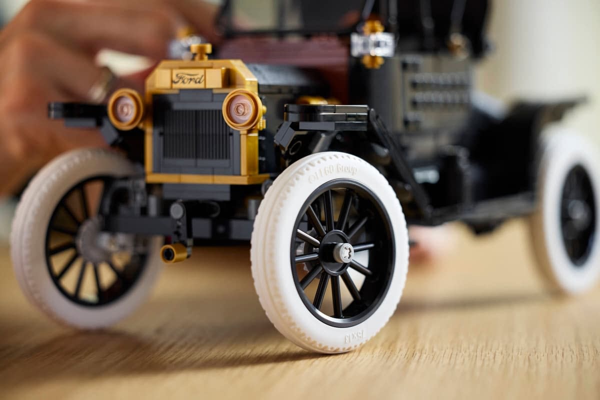 Return to the Early 1900s with the New LEGO Icons Ford Model T Set