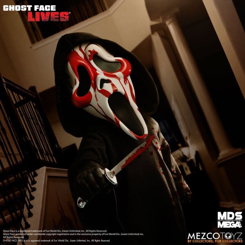 Slay with Mezco Toyz New MDS Mega Scale Bloody Ghost Face Figure